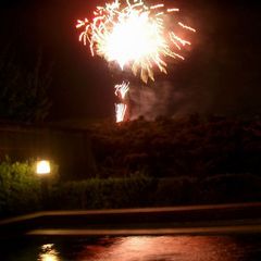 貸切露天風呂につかりながらの花火観賞（イメージ）