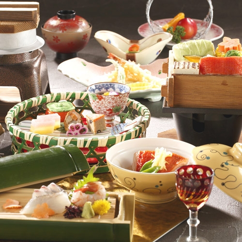 【早割】【さき楽60｜河内屋会席】金目鯛の煮つけと温泉蒸し料理の河内屋会席　客室無料アップグレード
