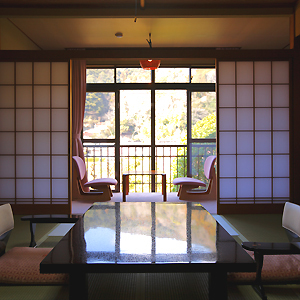 ■ An example of a Japanese-style room with a 10 tatami mat bath and toilet
