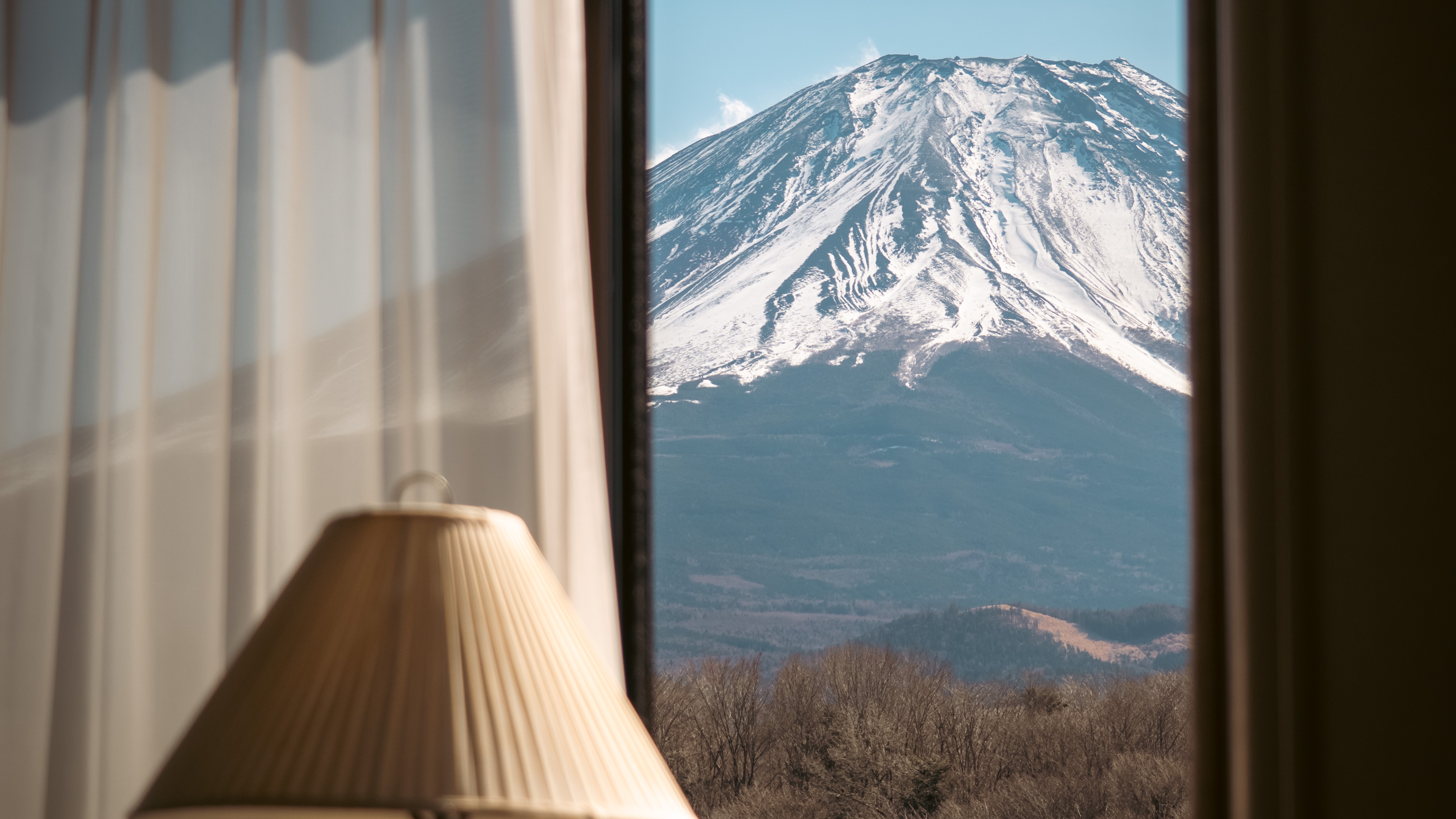 部屋からの富士山