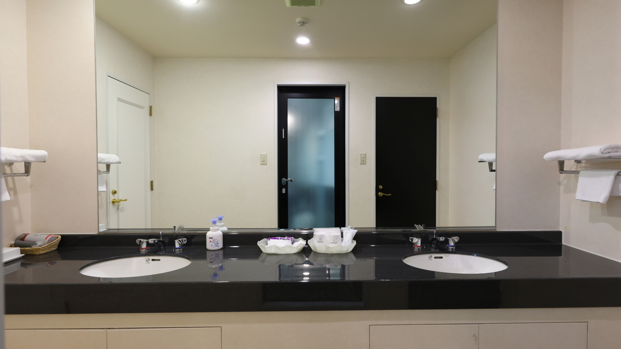 デラックスツインルーム パウダールーム