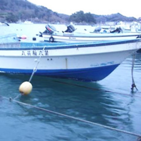 桜荘　美味しいものを獲る　漁船