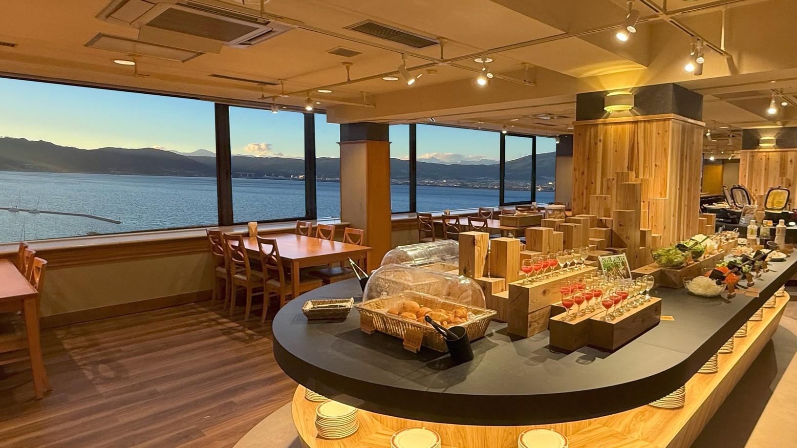 【和食基本プラン】信州の四季を彩る 信濃路会席コース ［夕食開始17:30-19:15］ー朝夕食付ー