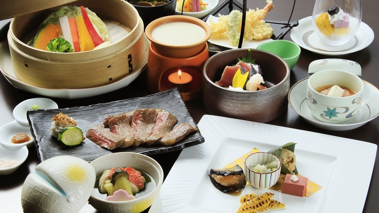 【お盆限定メニュープラン】特選料理と鮑のステーキで食と夏旅を満喫＜かき氷コーナー有＞｜飲み放題付き