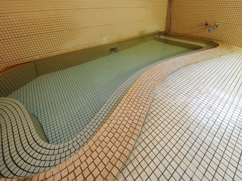 Main building indoor bath