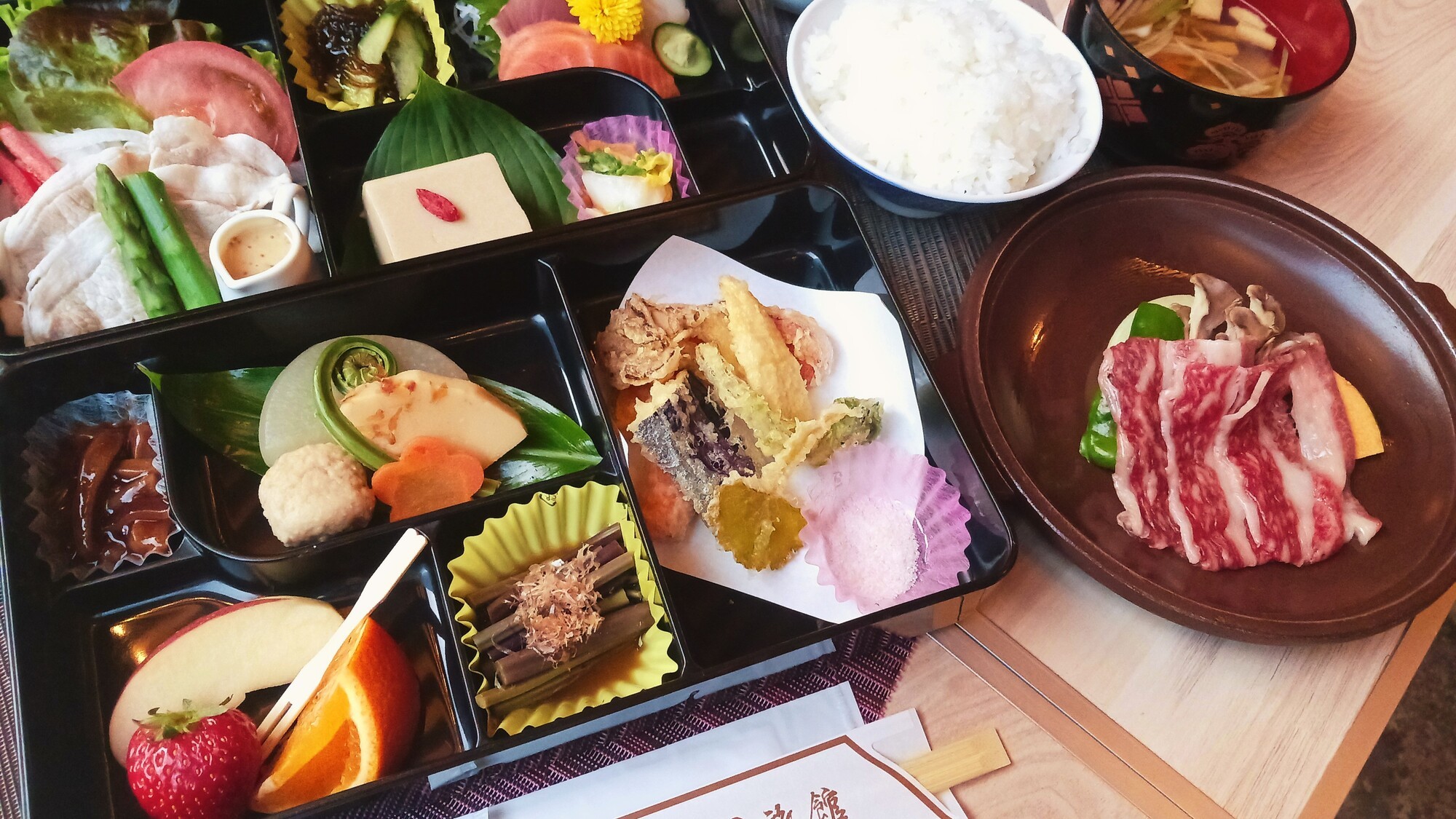 湯守のごちそう二重お膳弁当