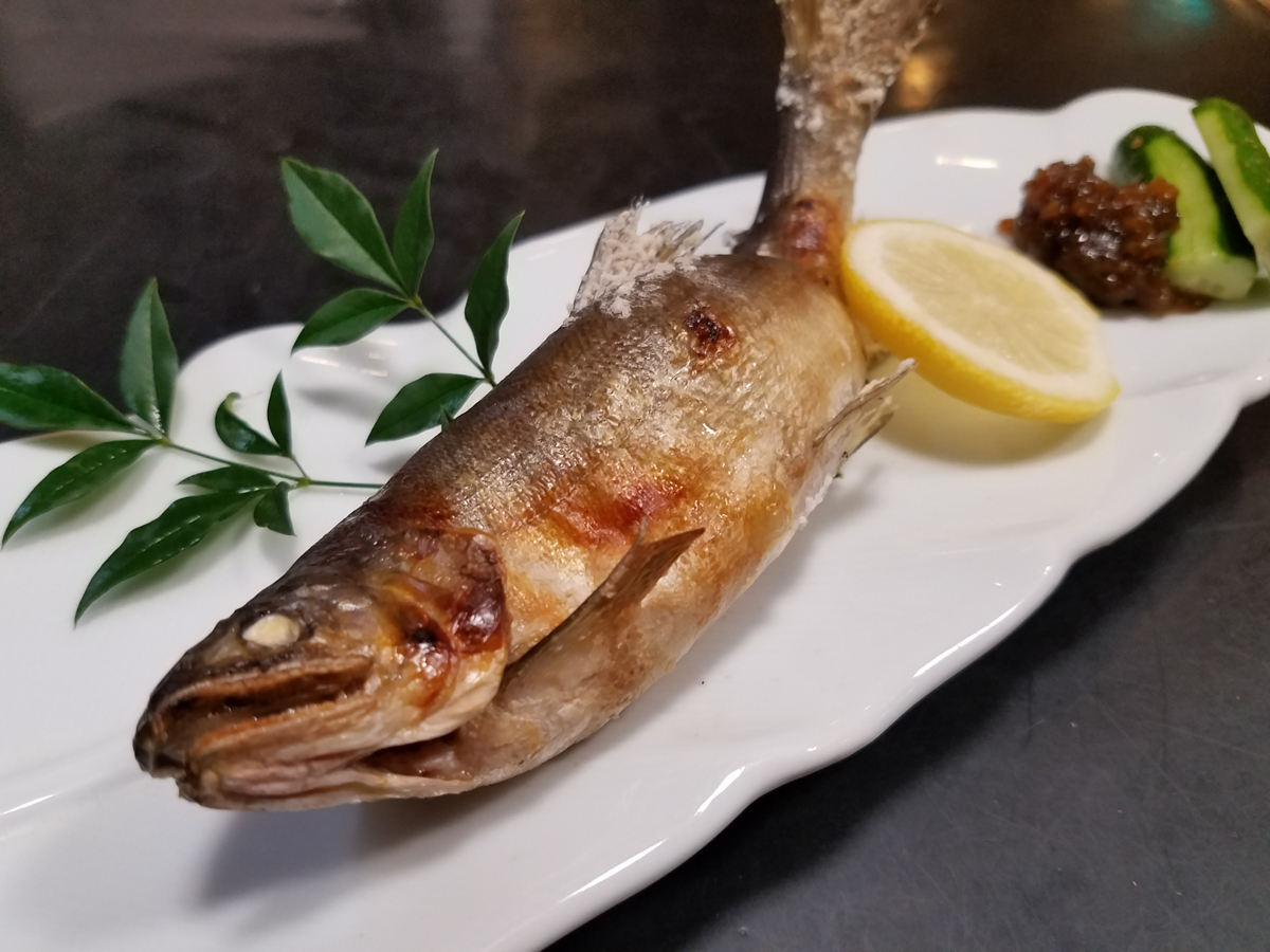 川魚の塩焼き