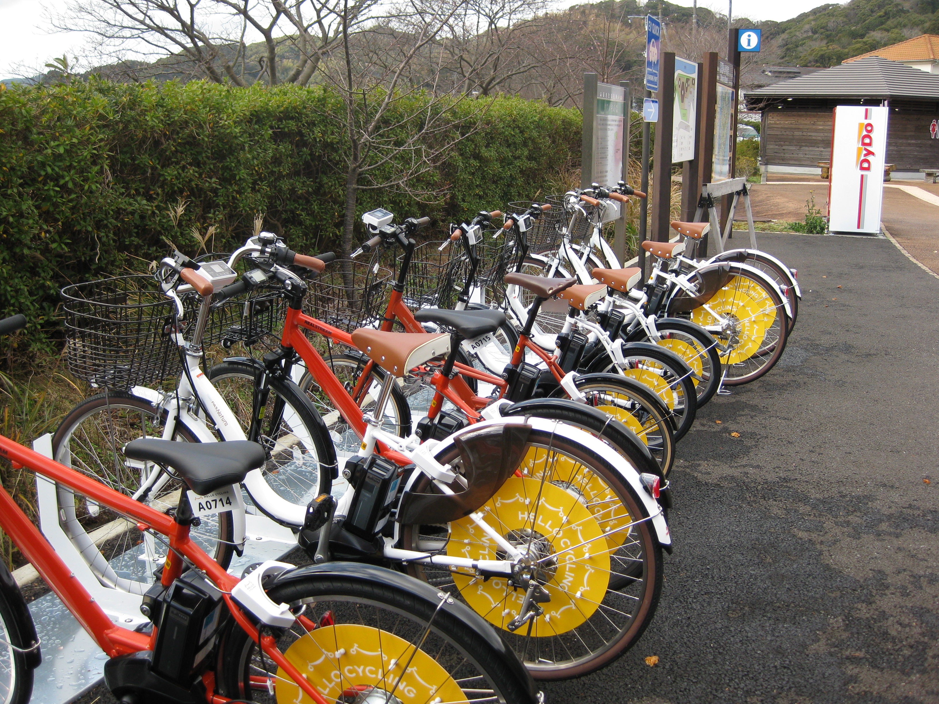 レンタサイクル　道の駅　湯の花にあります