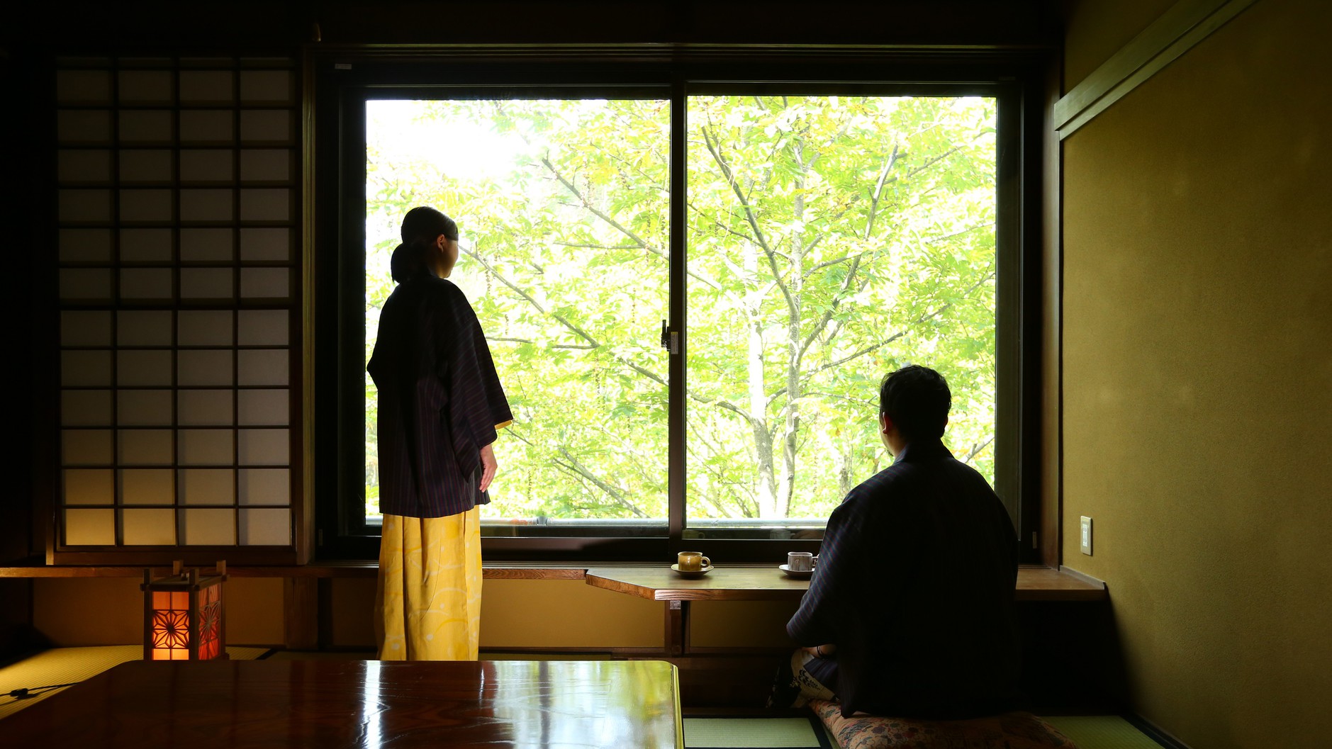【川胡桃の間】源泉かけ流し半露天風呂付 和室8畳+小上り4畳