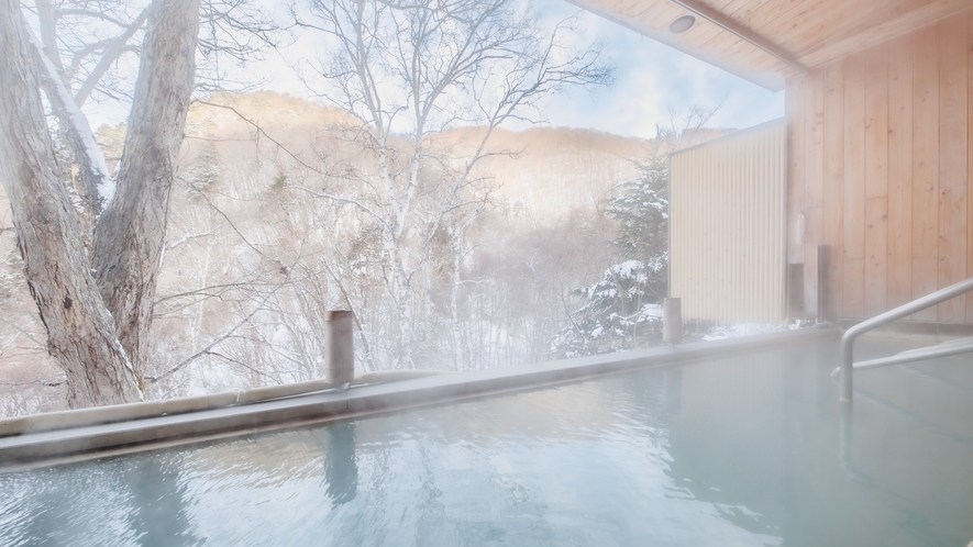 冬の凛とした空気、露天風呂からの雪景色もご堪能ください