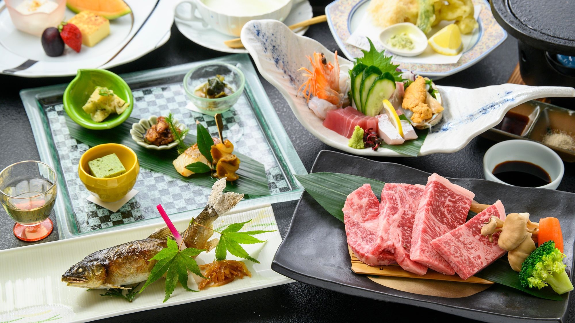 【基本会席】国産黒毛和牛のサーロインステーキと四季の味覚を贅沢に愉しむ（1泊2食）