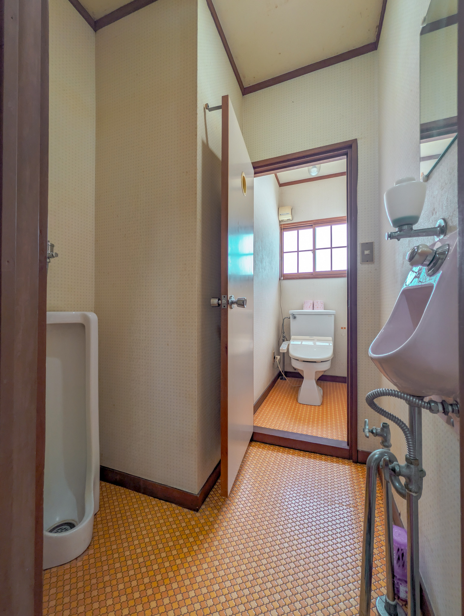 男性用共同御手洗