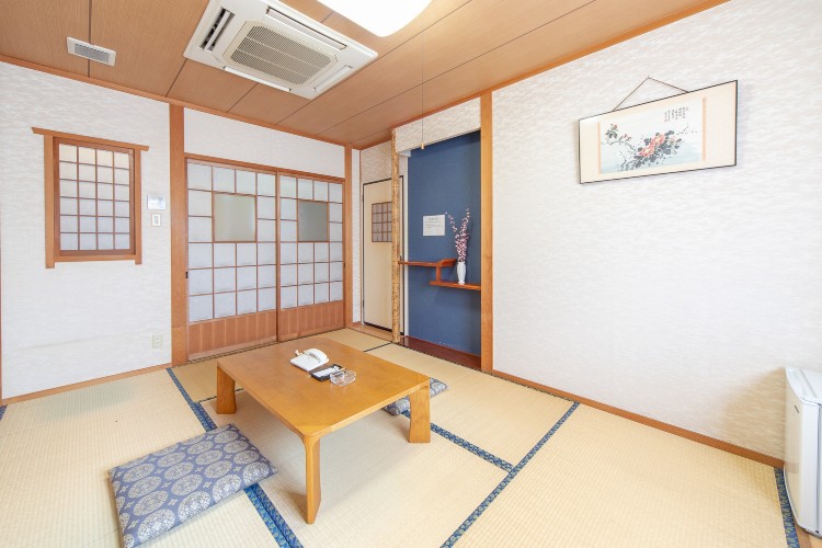 【楽天月末セール】【素泊まり】 JR別府駅西口より徒歩約2分！全室無料WIFI完備