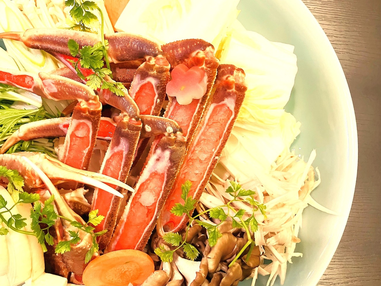 【期間限定！蟹シーズンもわずか】ずわい蟹の『蟹すき＆蟹刺し』付き♪ お得に冬の味覚を満喫会席！！