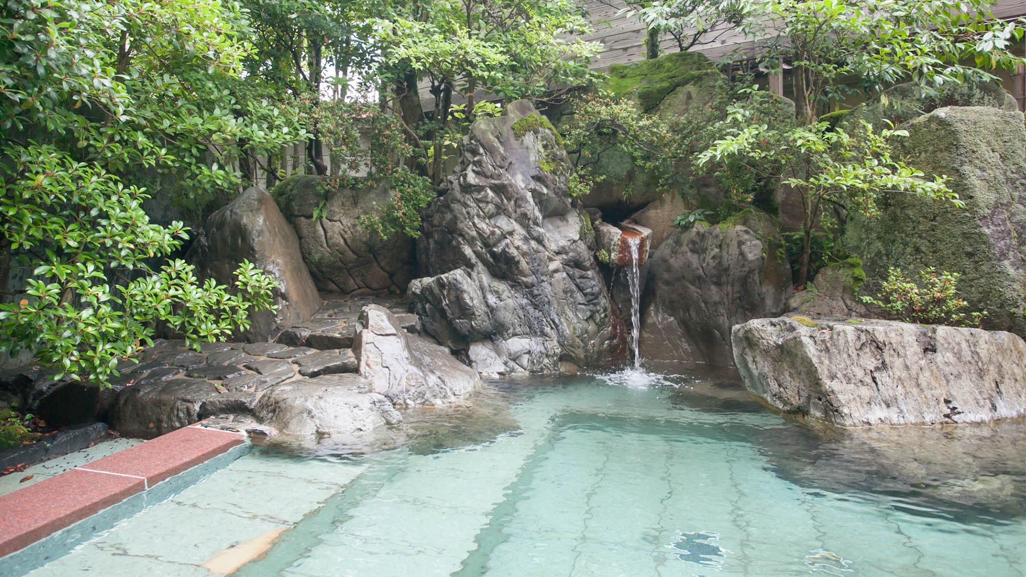【法師の基本会席】北陸最古の宿で1300年湧き続ける霊泉を楽しむ・加賀会席・食事処