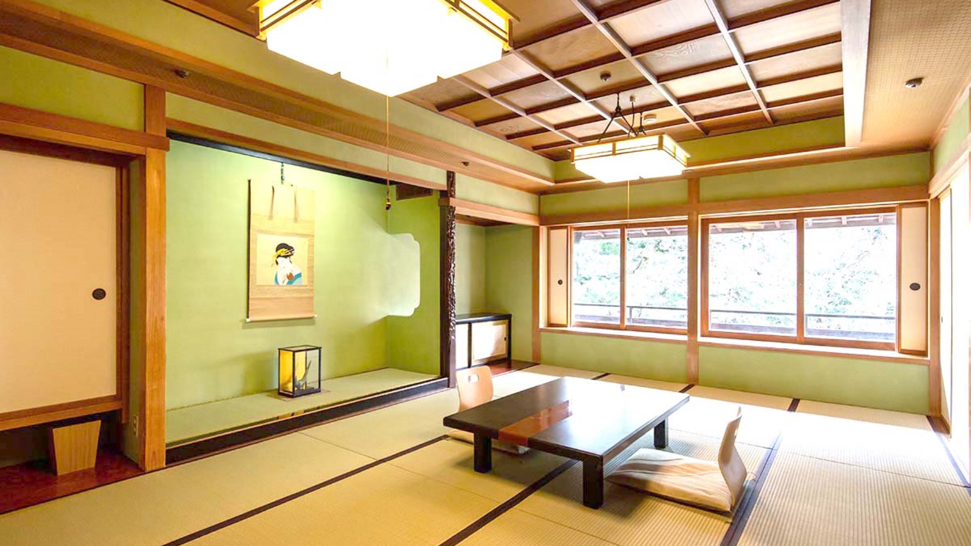 登録文化財棟【新春の館・和洋室】庭園を臨む12帖和室+ツインベッドルーム※アウトバス。