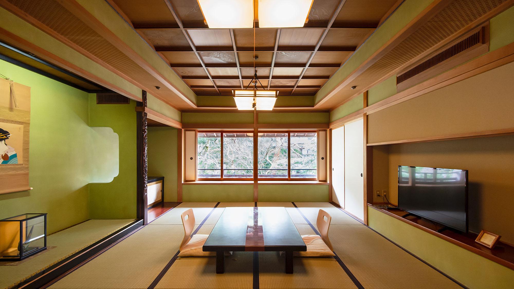 【ジュニアスイート：新春の館‐和洋室】「登録文化財棟」に泊まる、特別な体験。