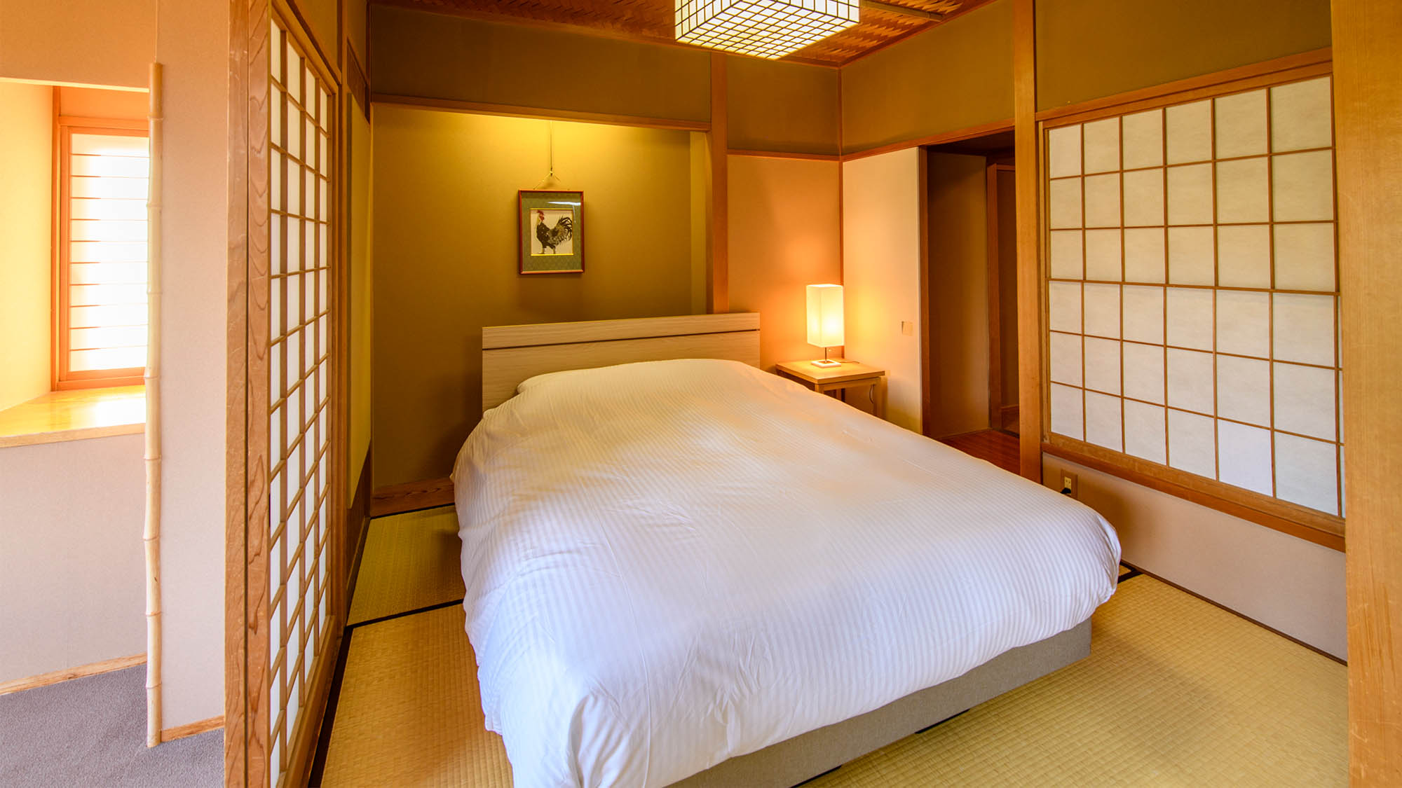 特別棟【秋の館・和洋室】10帖の和室+クイーンサイズベッド