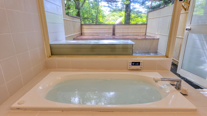 【一棟貸切プラン（5〜14名まで）】独占で温泉露天風呂を堪能！自炊キッチン完備♪