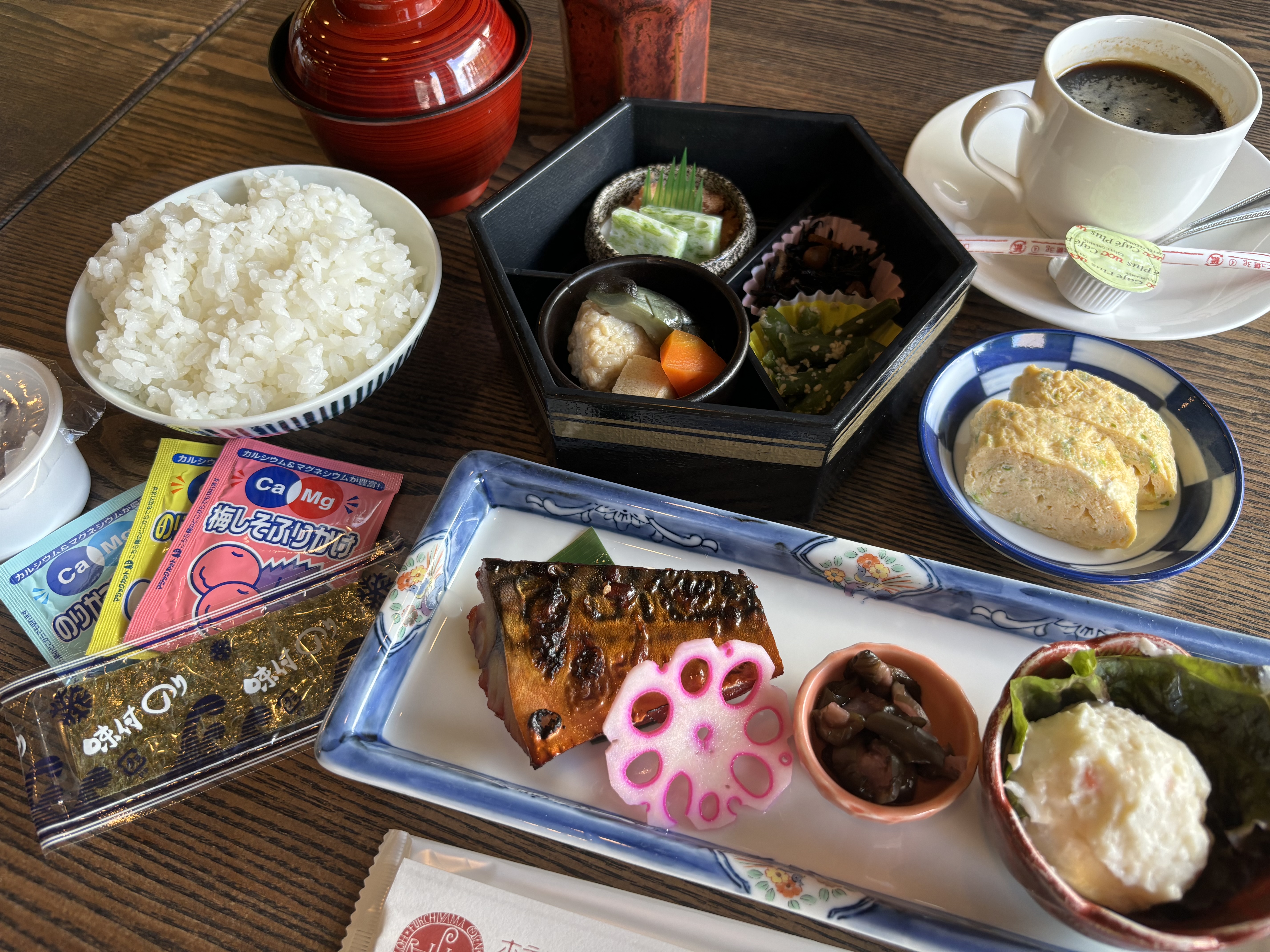 客室：朝食(一例)