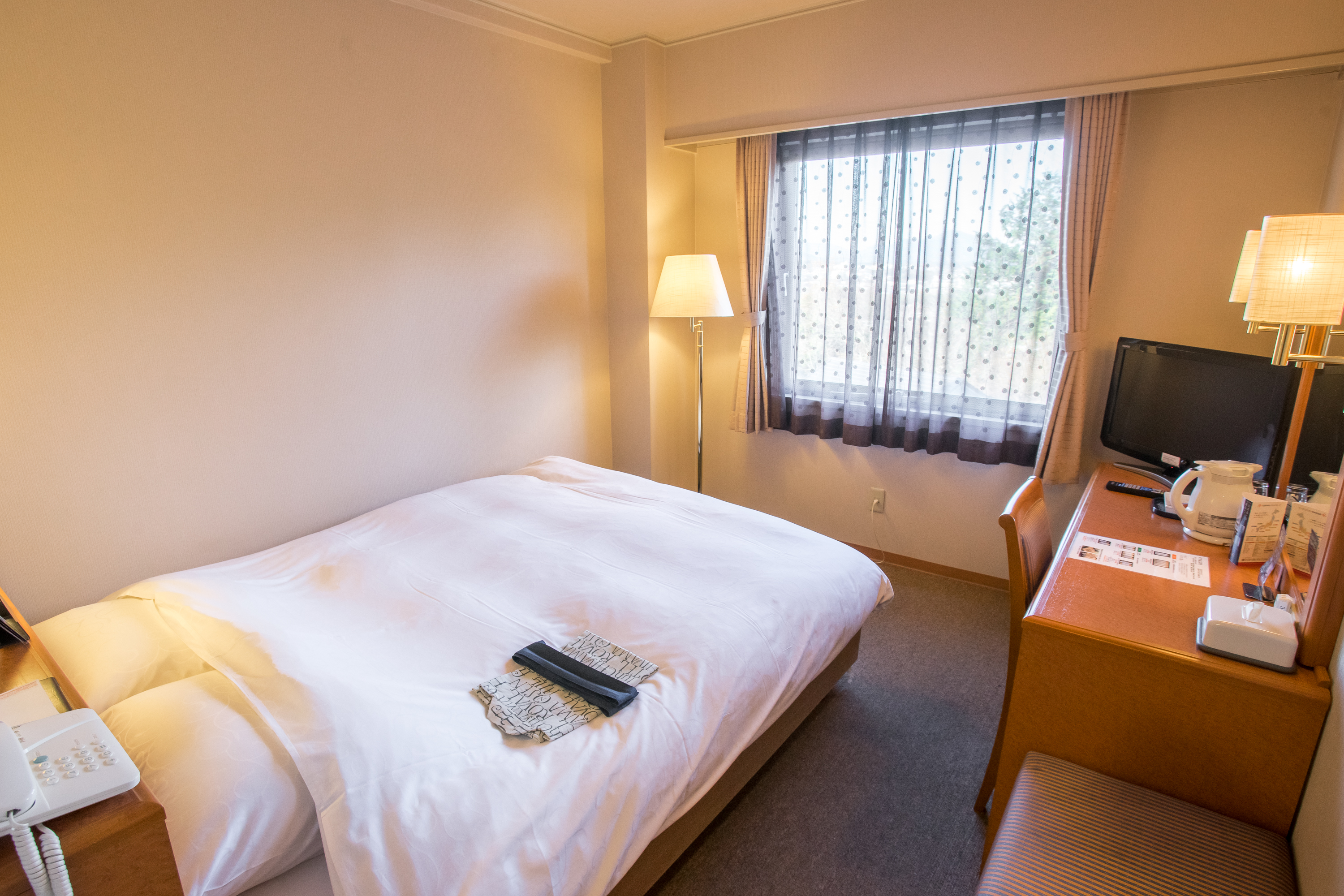 客室：シングル