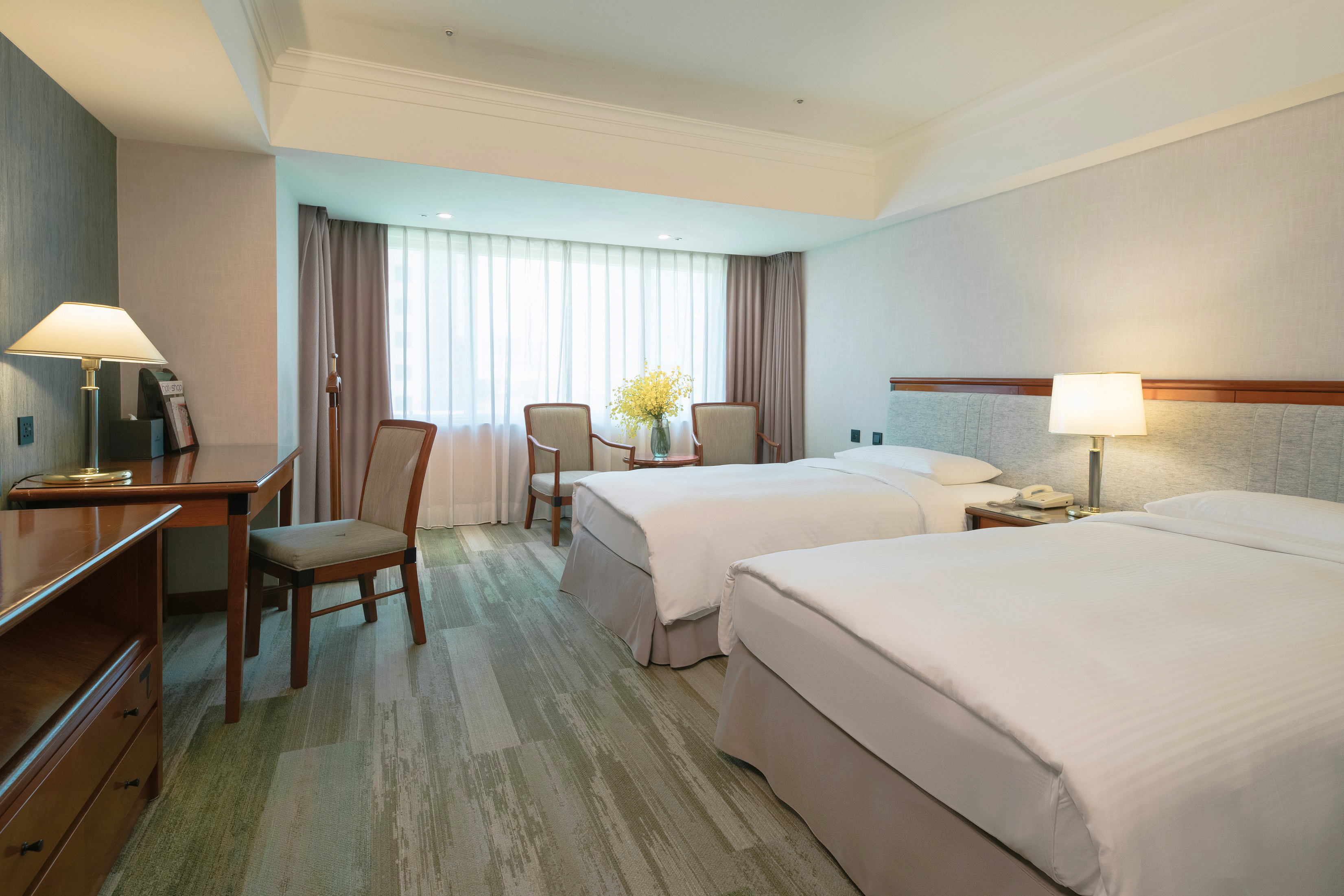 標準樓層高級客房兩小床