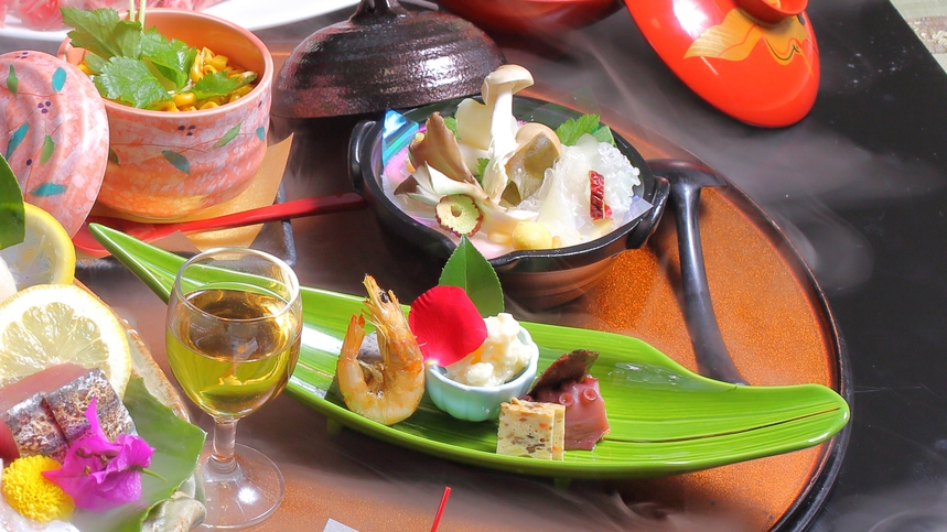 ☆【1泊2食付】南紀の味覚を満喫！伊勢海老+熊野牛+アワビetc質を重視 華兆「かちょう」