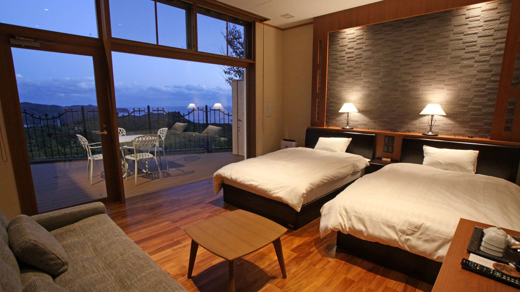 【別棟】ペットと泊まれる温泉露天風呂付き洋室