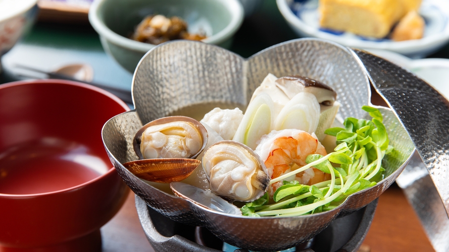 【一泊朝食】世界遺産「松下村塾・萩城下町」散策も魅力。和朝食付き、気まま旅♪萩を愉しむ♪