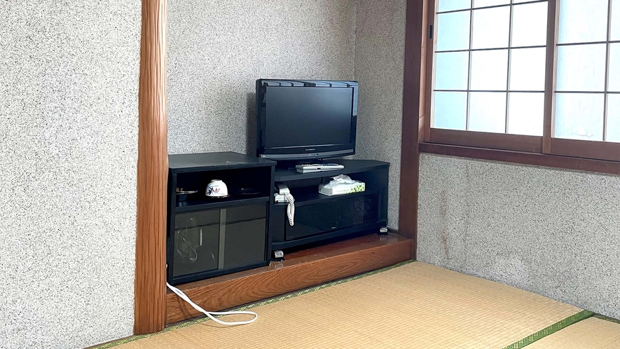 ・＜和室6畳＞TV、Wi-Fiを完備しております