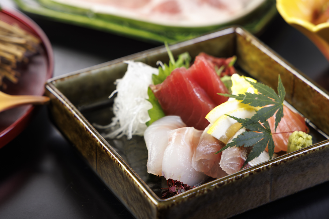 【春夏秋冬】茨城の季節の食材を心ゆくまで味わう逸品「二ツ島会席」◆波音と海景、贅沢な安らぎの時間を