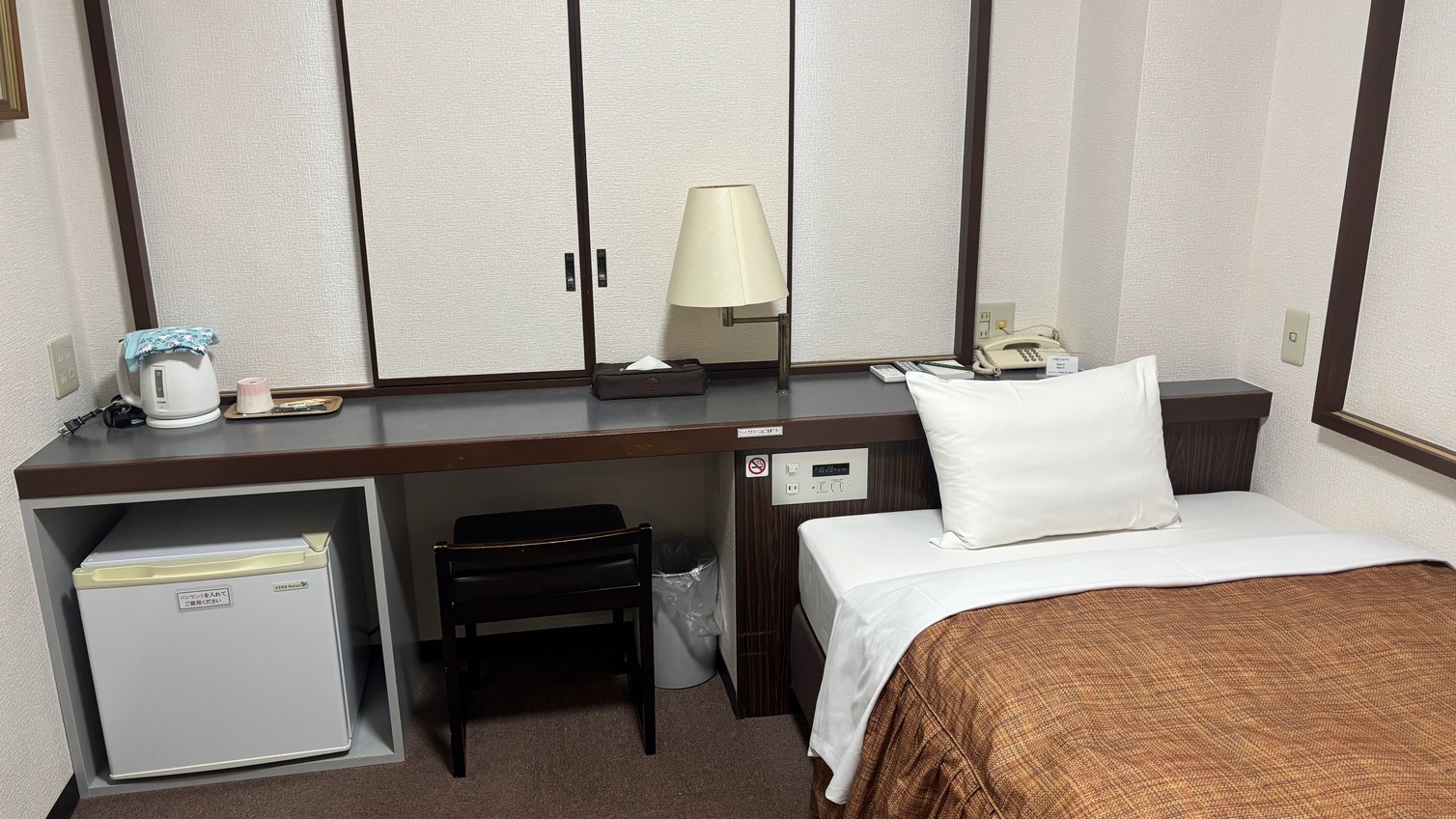 ◆喫煙シングル◆お部屋でお煙草を吸っていただけます！