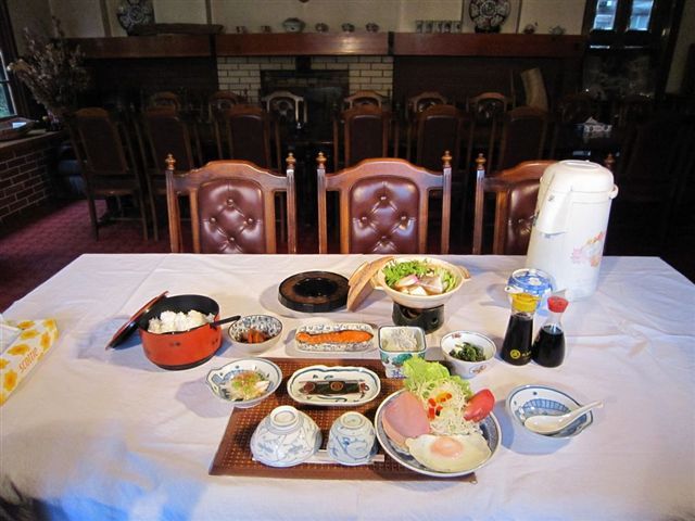 Example of breakfast image (breakfast with hotpot)