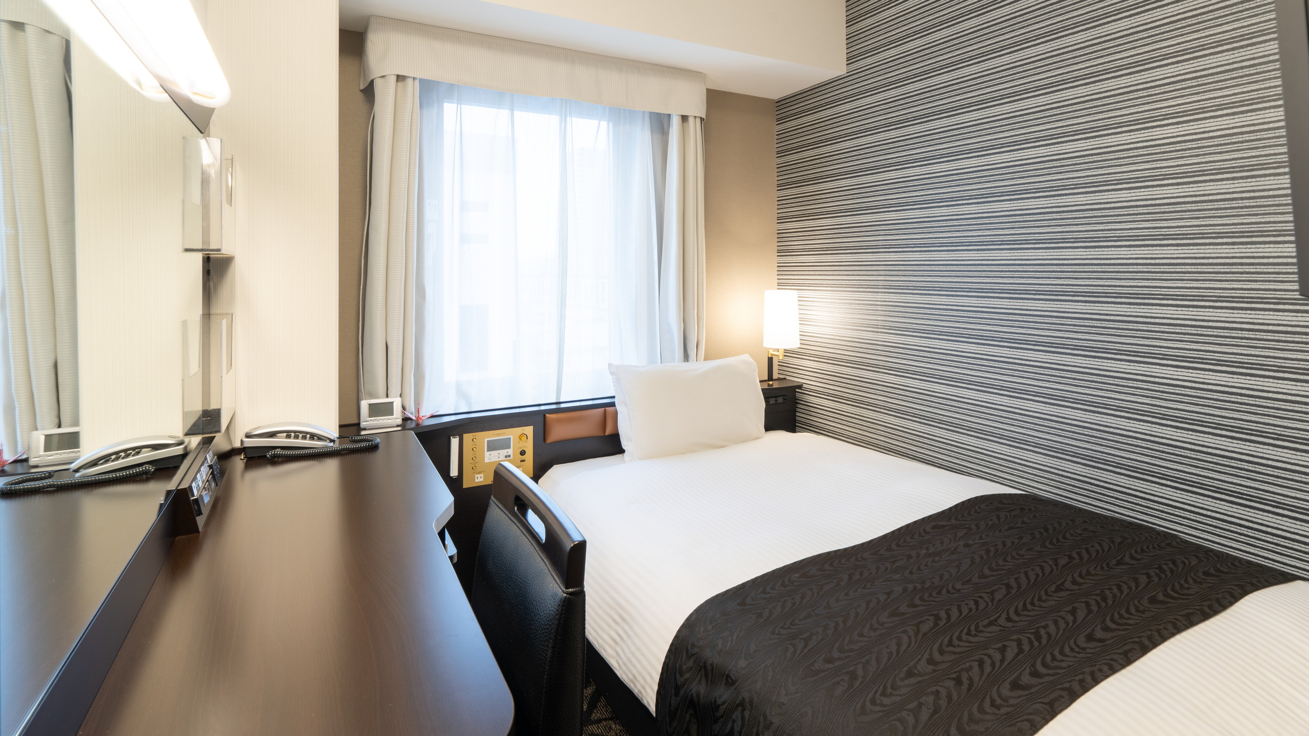 広さ10㎡／ベッド幅120cm