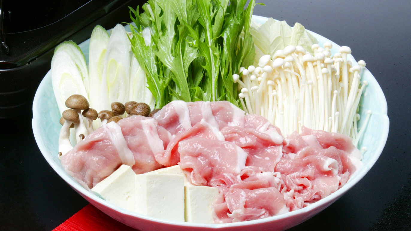 【安心の2食付】ゲレンデ直結！リフト乗り場徒歩0分！割引リフト券やレンタルショップ併設のスキー天国へ