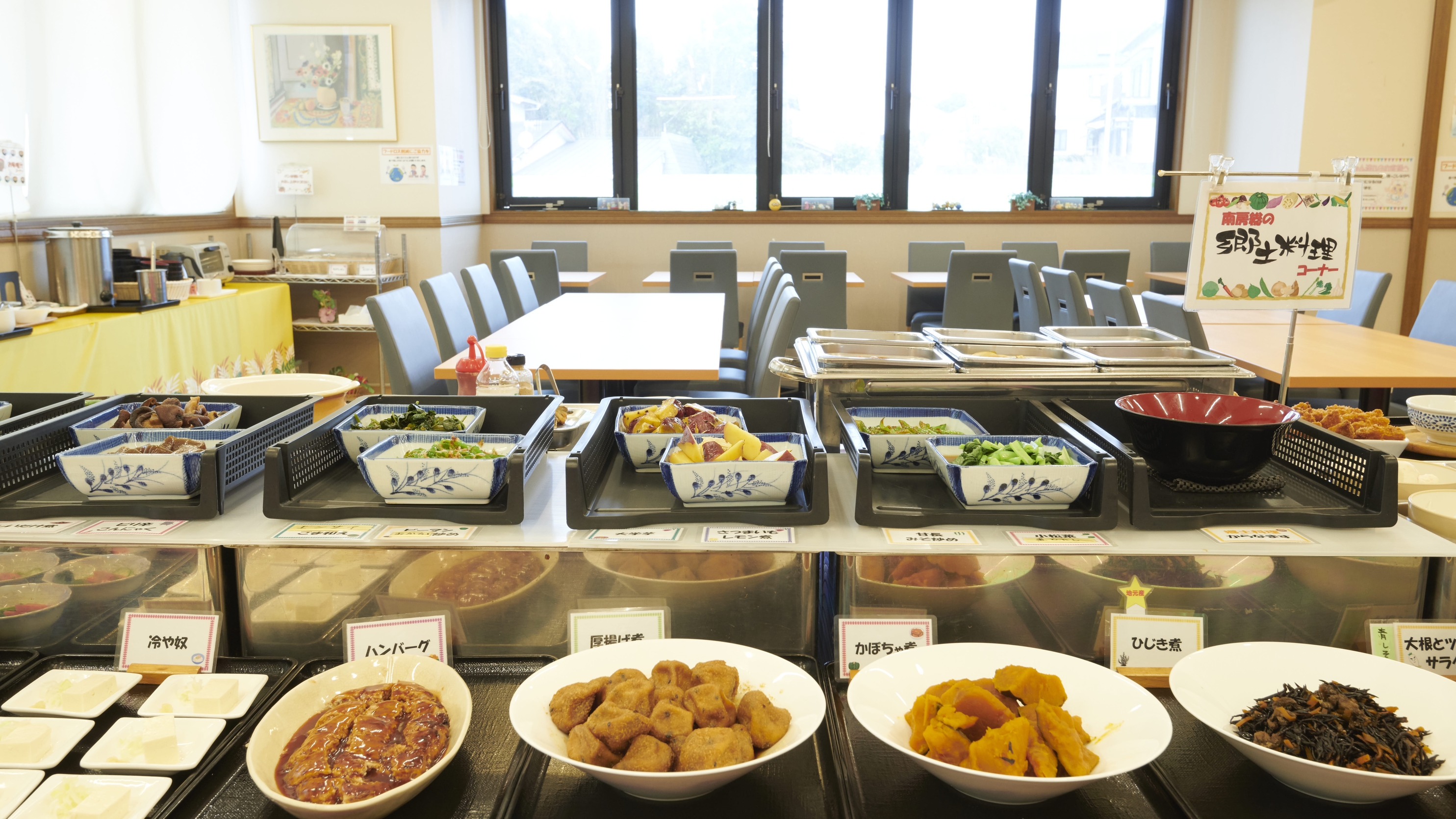 【新鮮☆朝捕り】地魚海鮮重セットと朝食ビュッフェ！夕食はお部屋にお届け♪