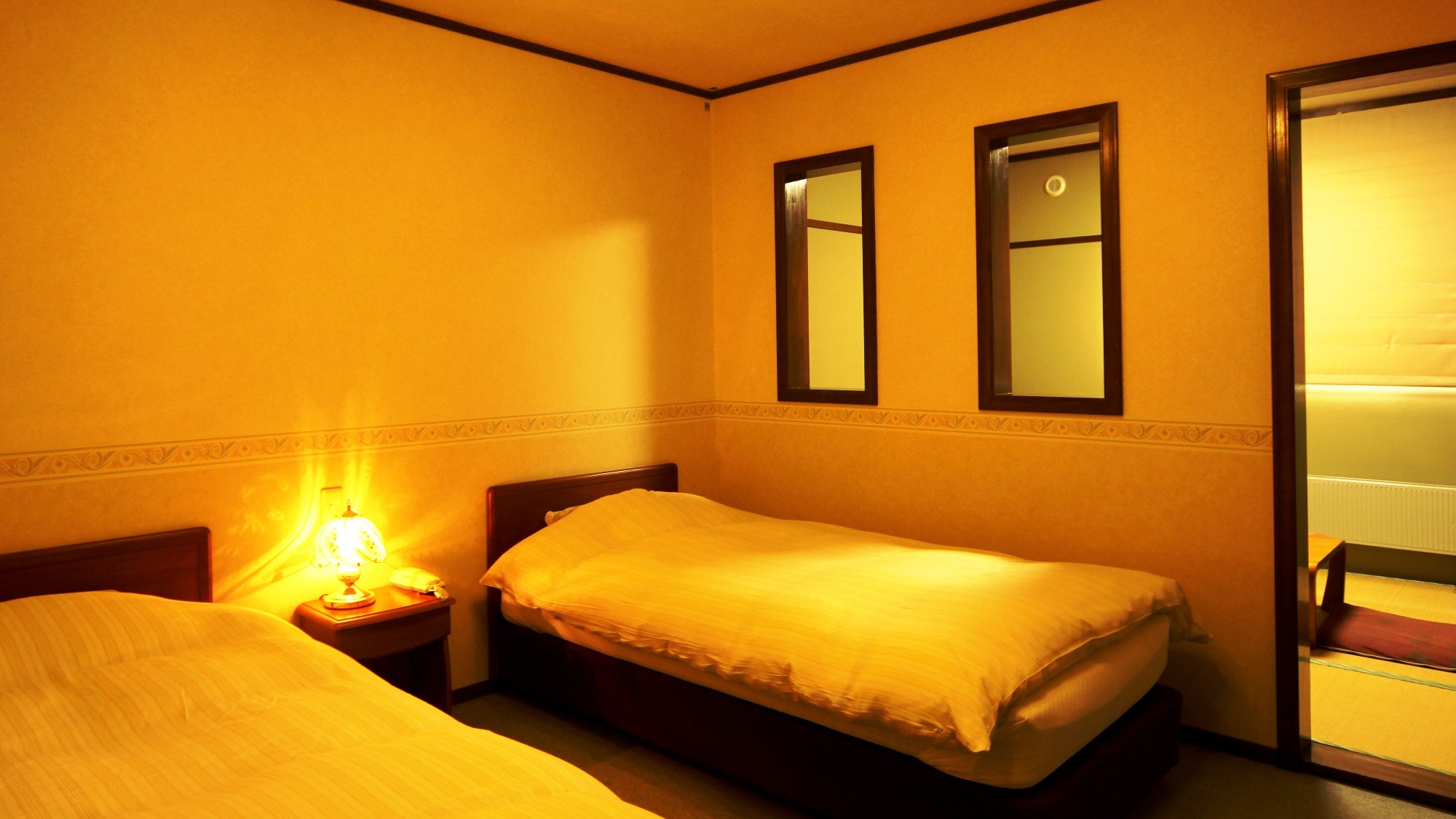 ◆和洋室のお部屋。足を伸ばしてくつろげます。