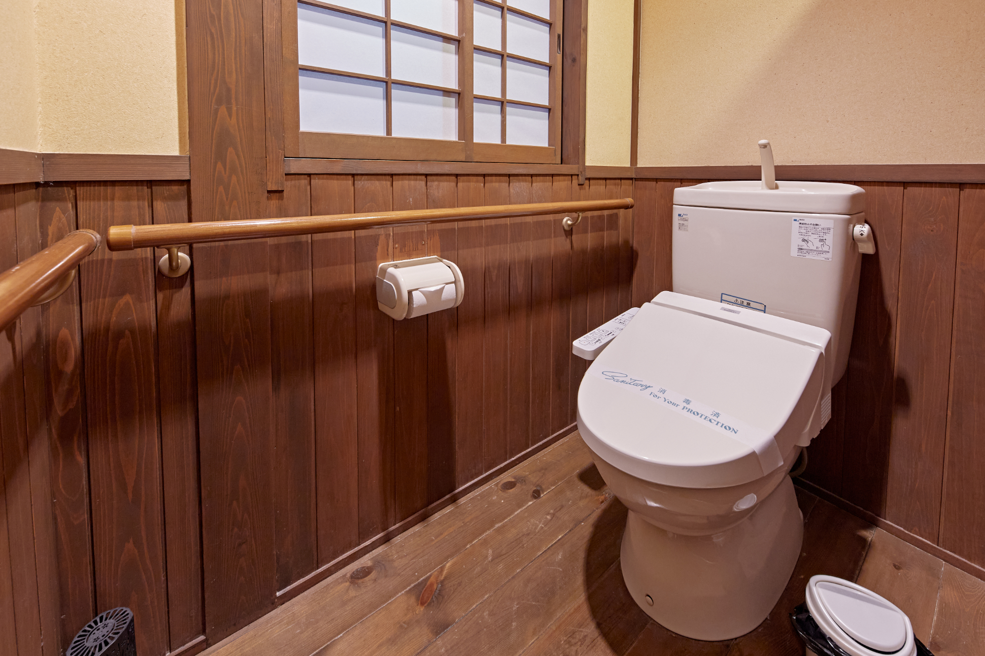 【離れ_準客室】和室・寝室・露天岩風呂（渓流沿い）