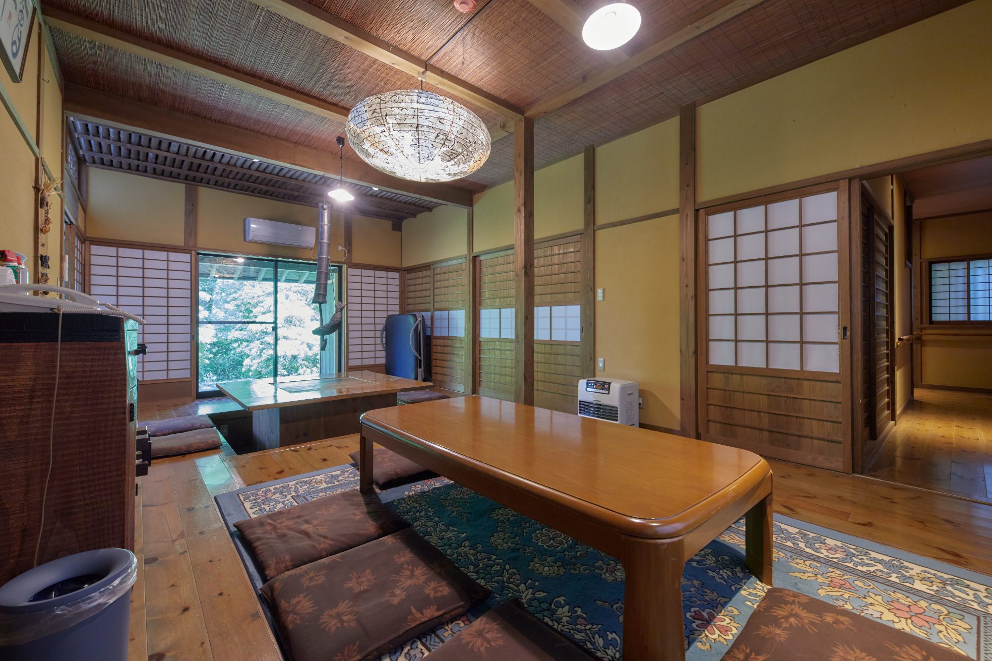 【離れ_メゾネット】和室4間・リビング・岩露天風呂・内湯