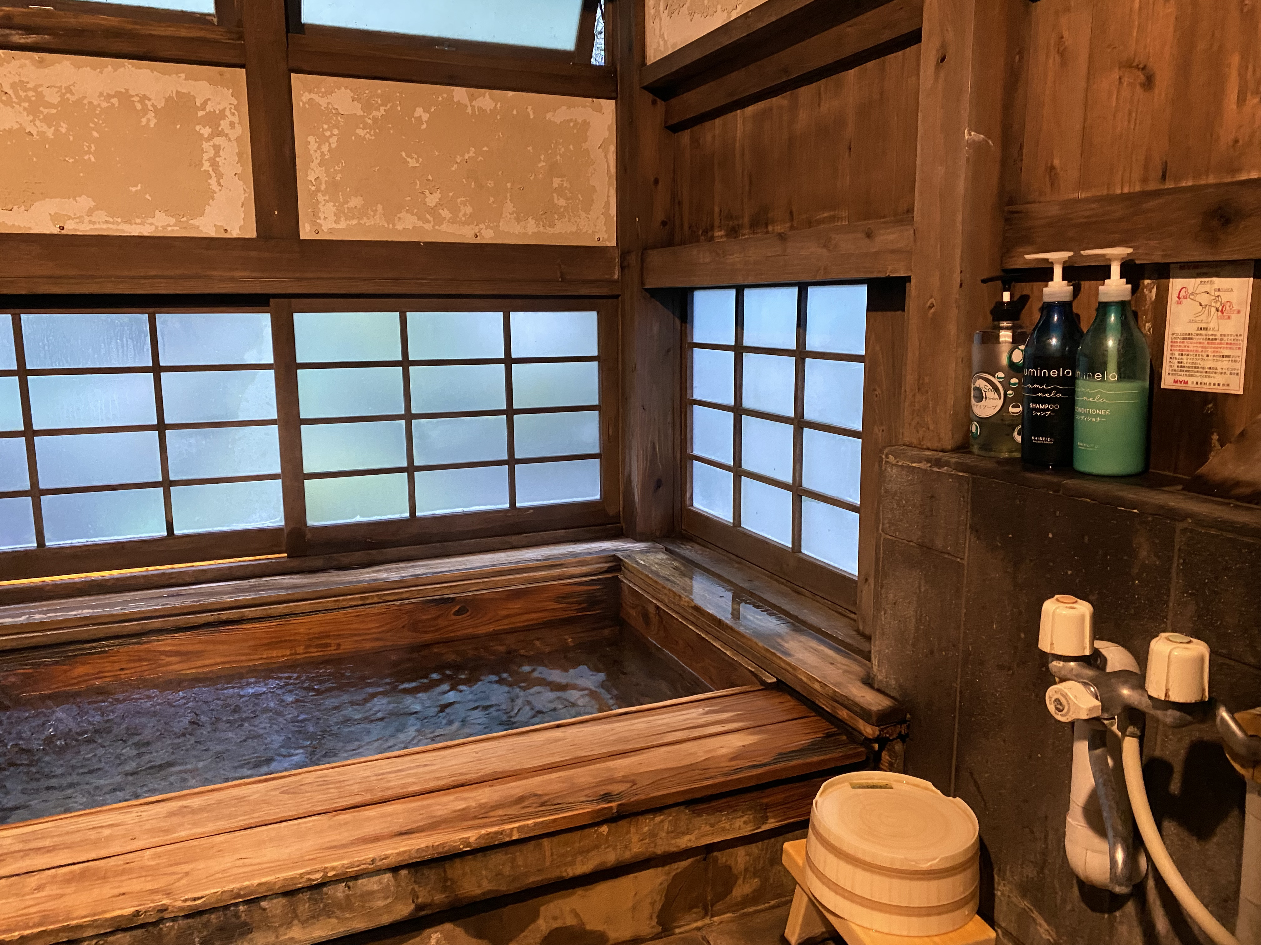 【離れ_A】和室・半露天風呂