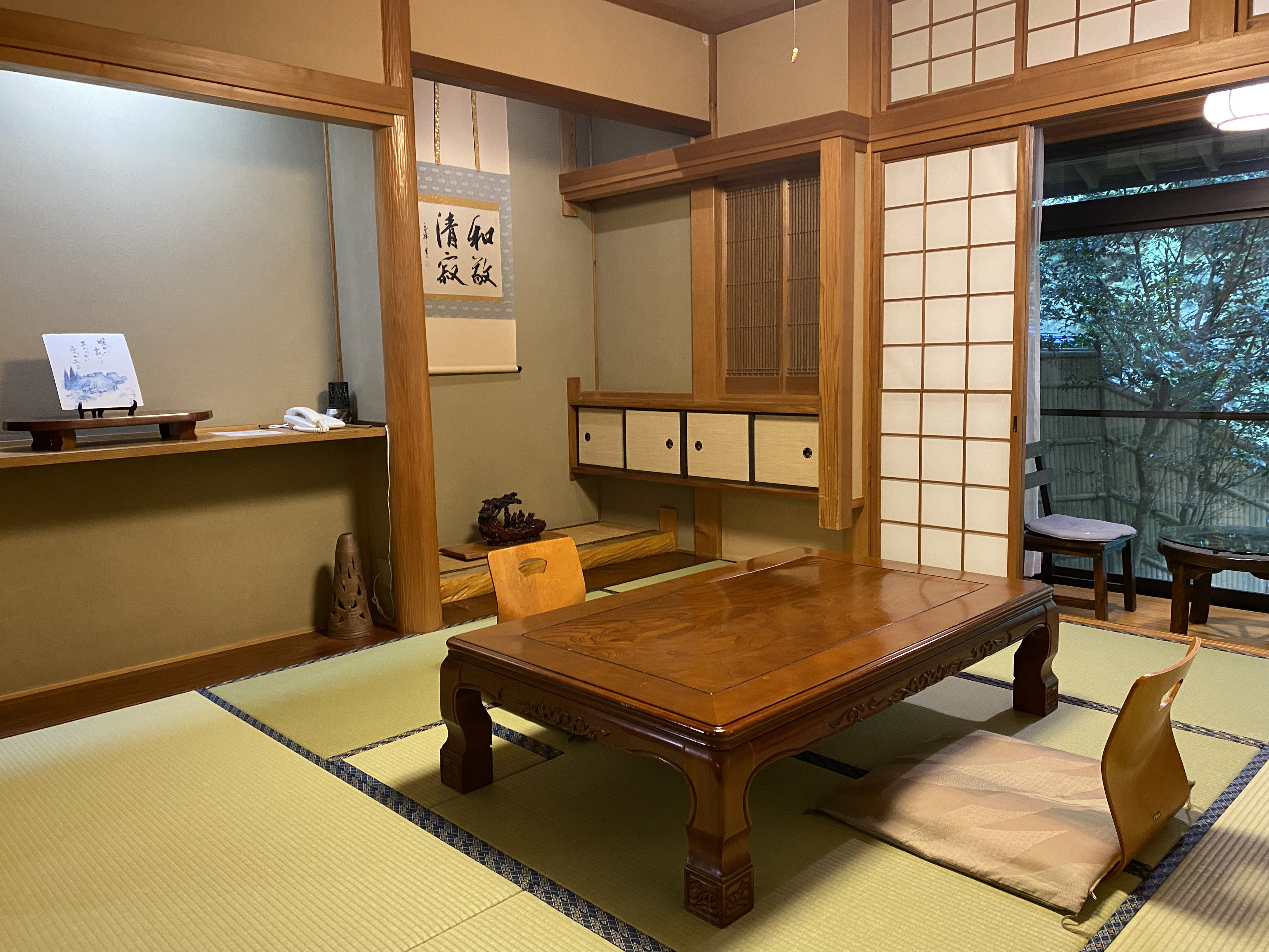 【離れ_特別室】和室・リビング・寝室・露天岩風呂（渓流沿い）