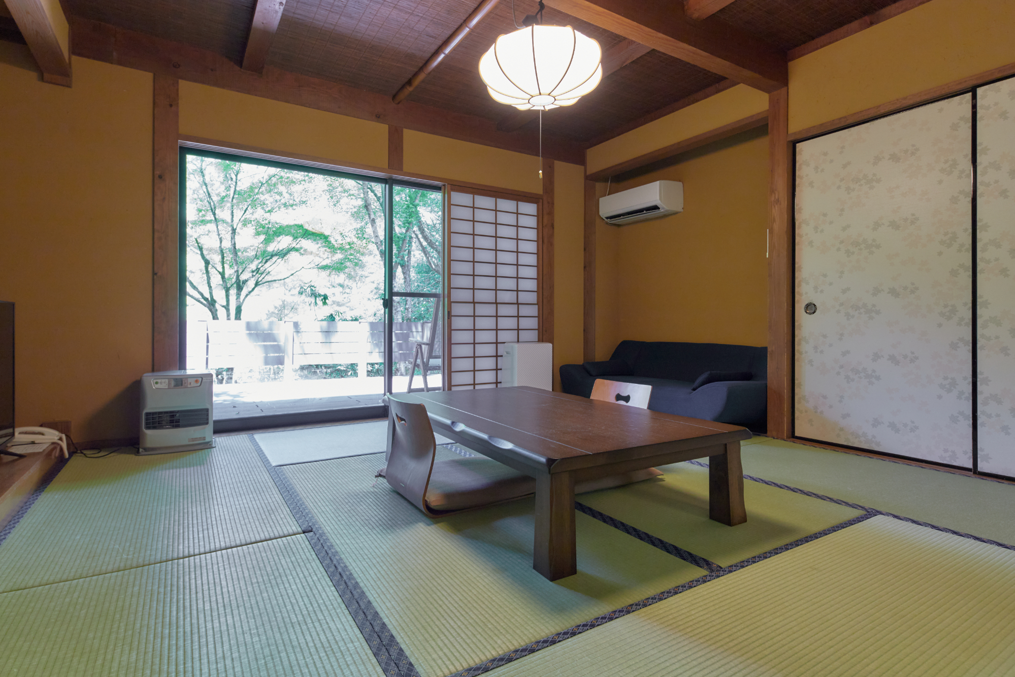 【離れ_B】和室2間・露天岩風呂・テラス