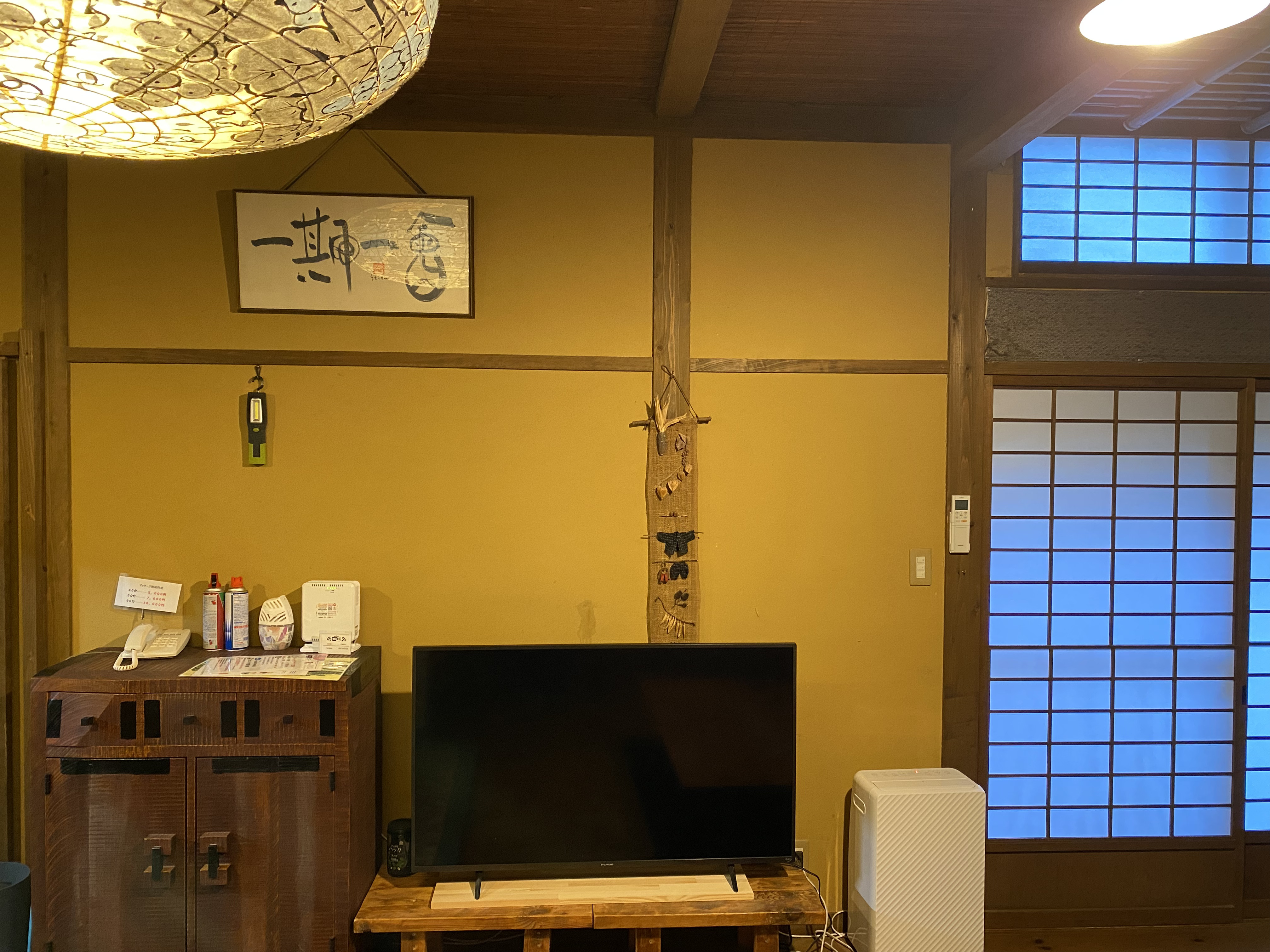 【離れ_メゾネット】和室4間・リビング・岩露天風呂・内湯