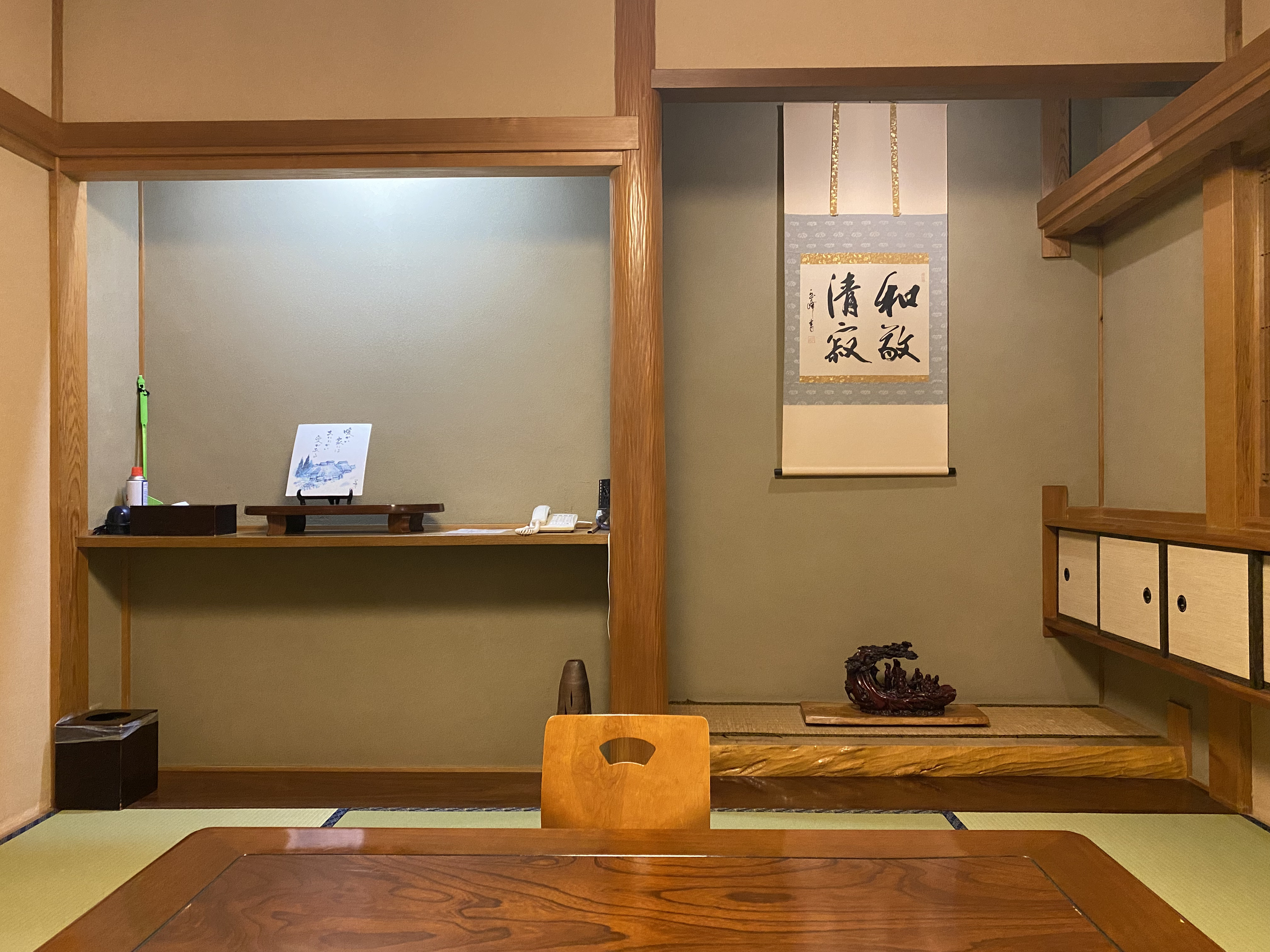 【離れ_特別室】和室・リビング・寝室・露天岩風呂（渓流沿い）