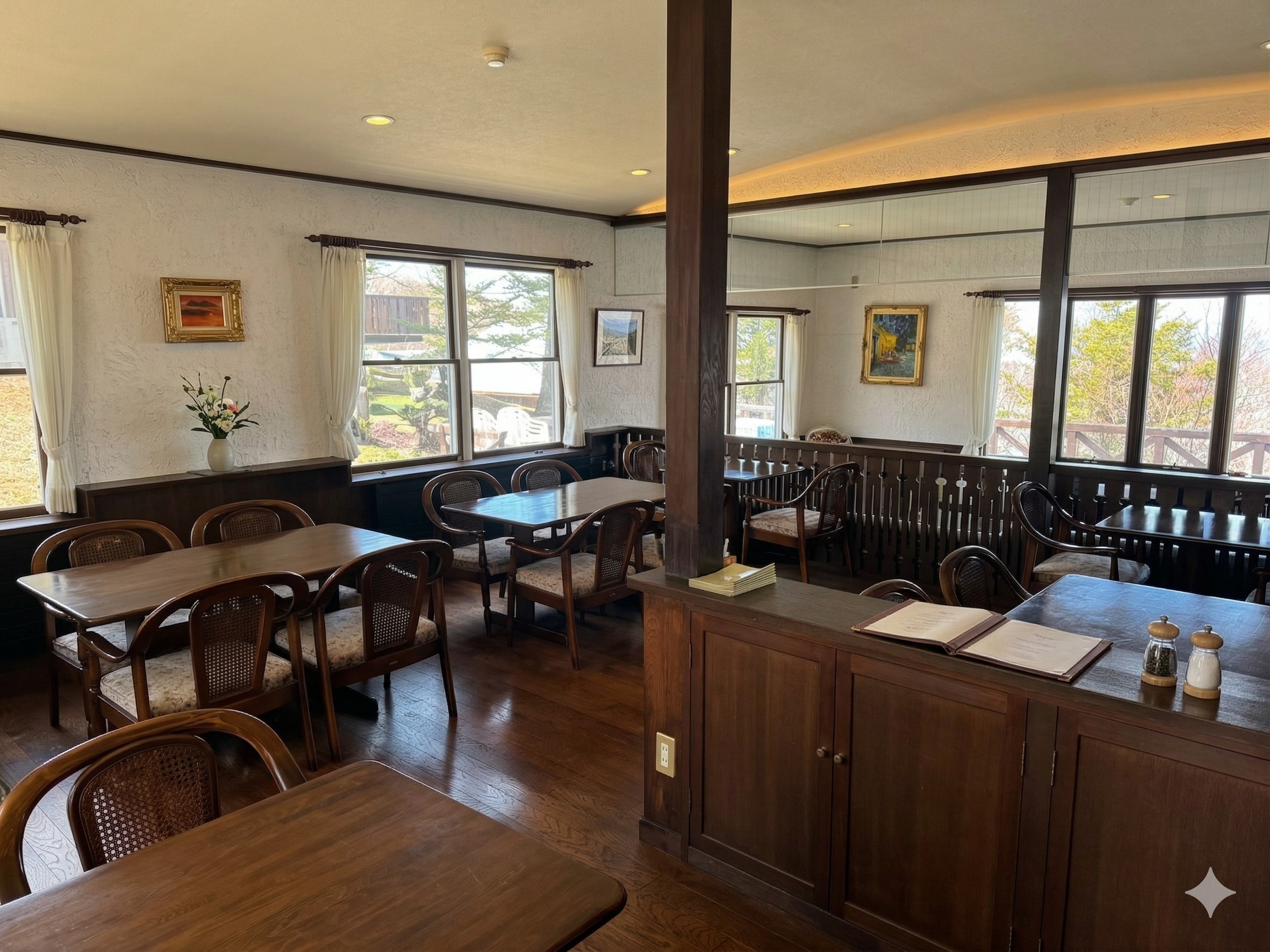 ダイニングルーム