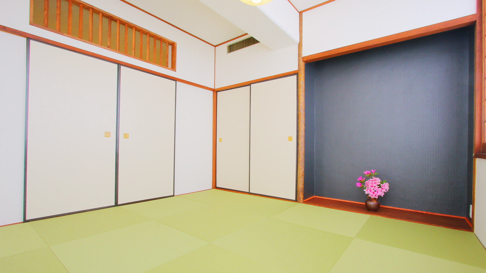 【離れ】ごろんと寛げる和室