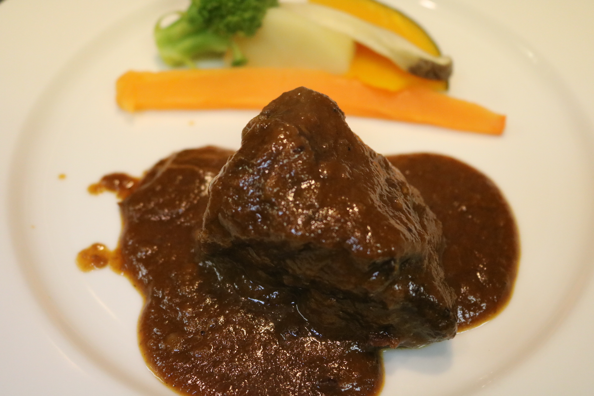 十勝和牛ほほ肉のイタリアワイン煮込み