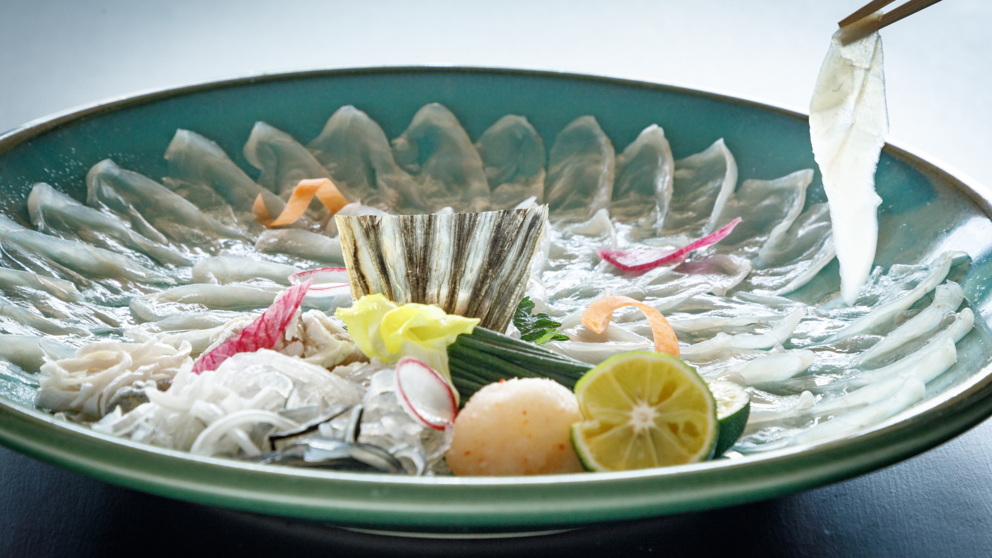 トラフグ養殖生産地、福井県若狭のふぐを味わう【清暑養生 若狭ふぐ懐石】