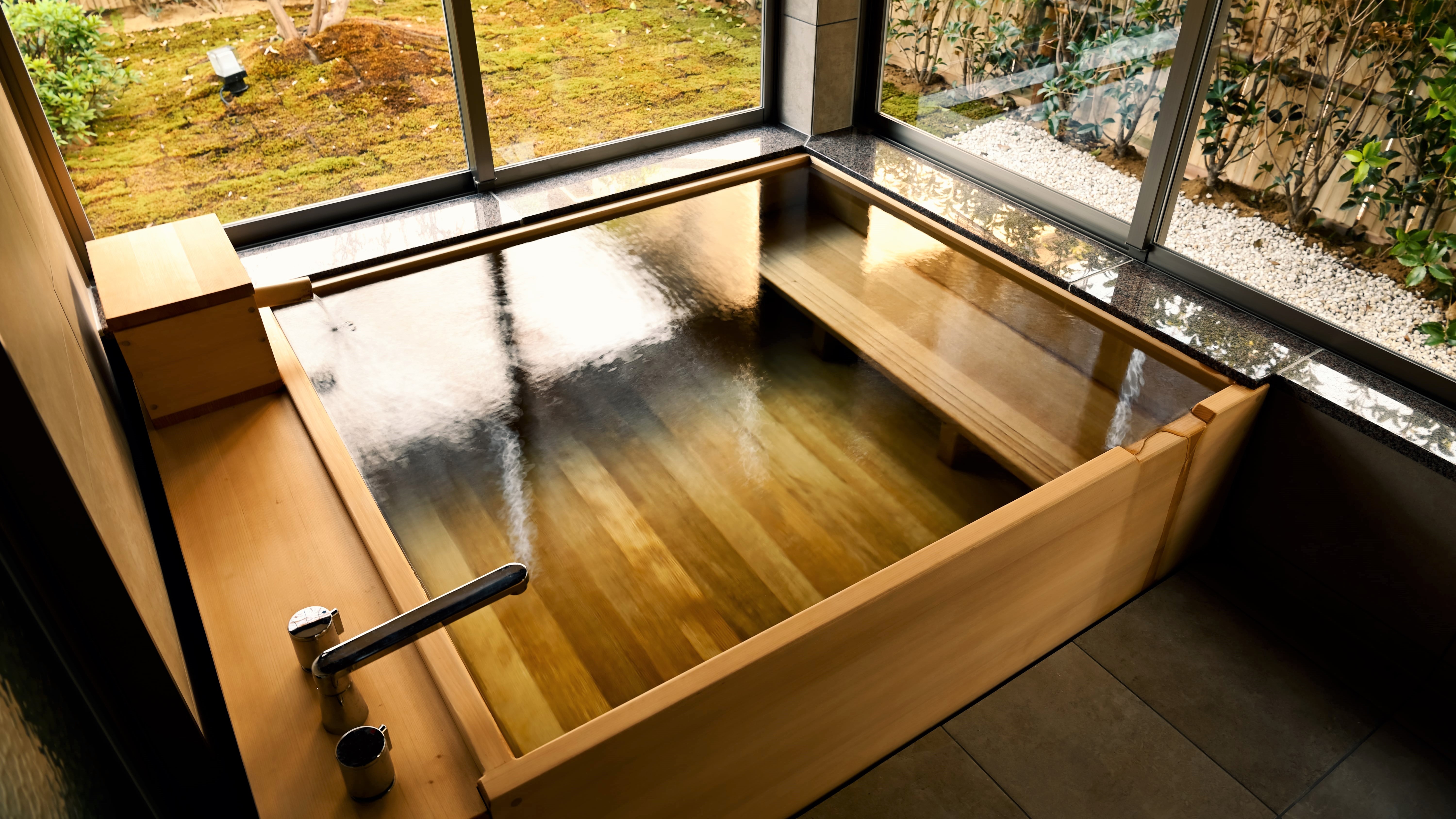 あわら温泉 光風湯圃 べにや(部屋(水回り))
