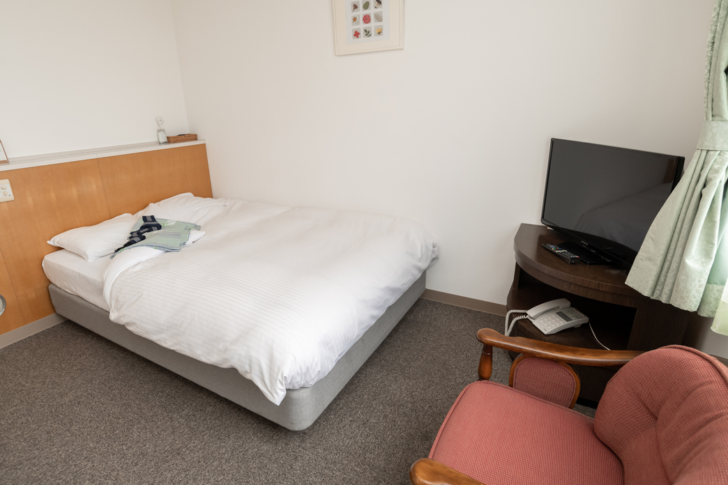 ダブル　喫煙室